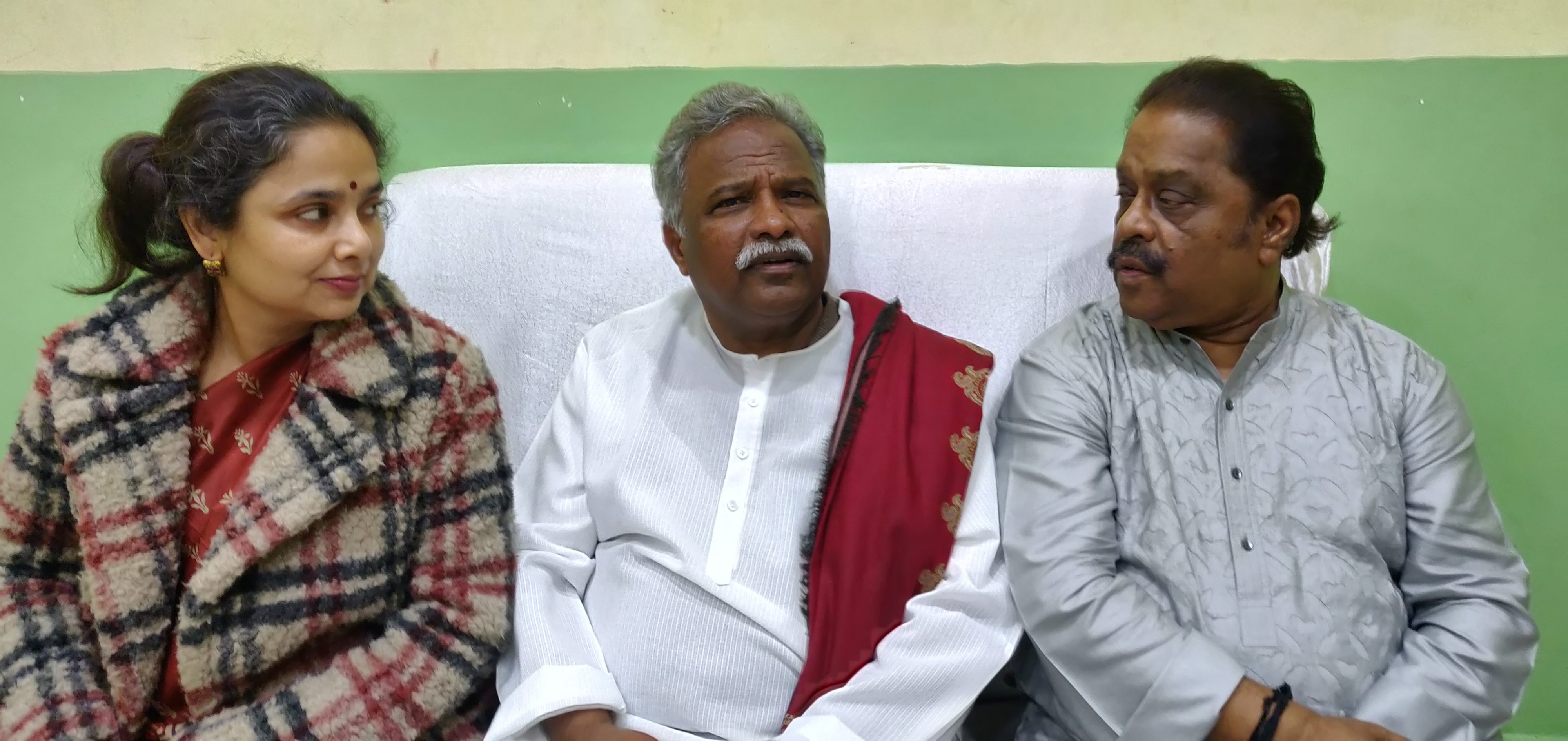 With Pt. Venkatesh Kumar and Pt. Samar Saha at Dover Lane Music Conference